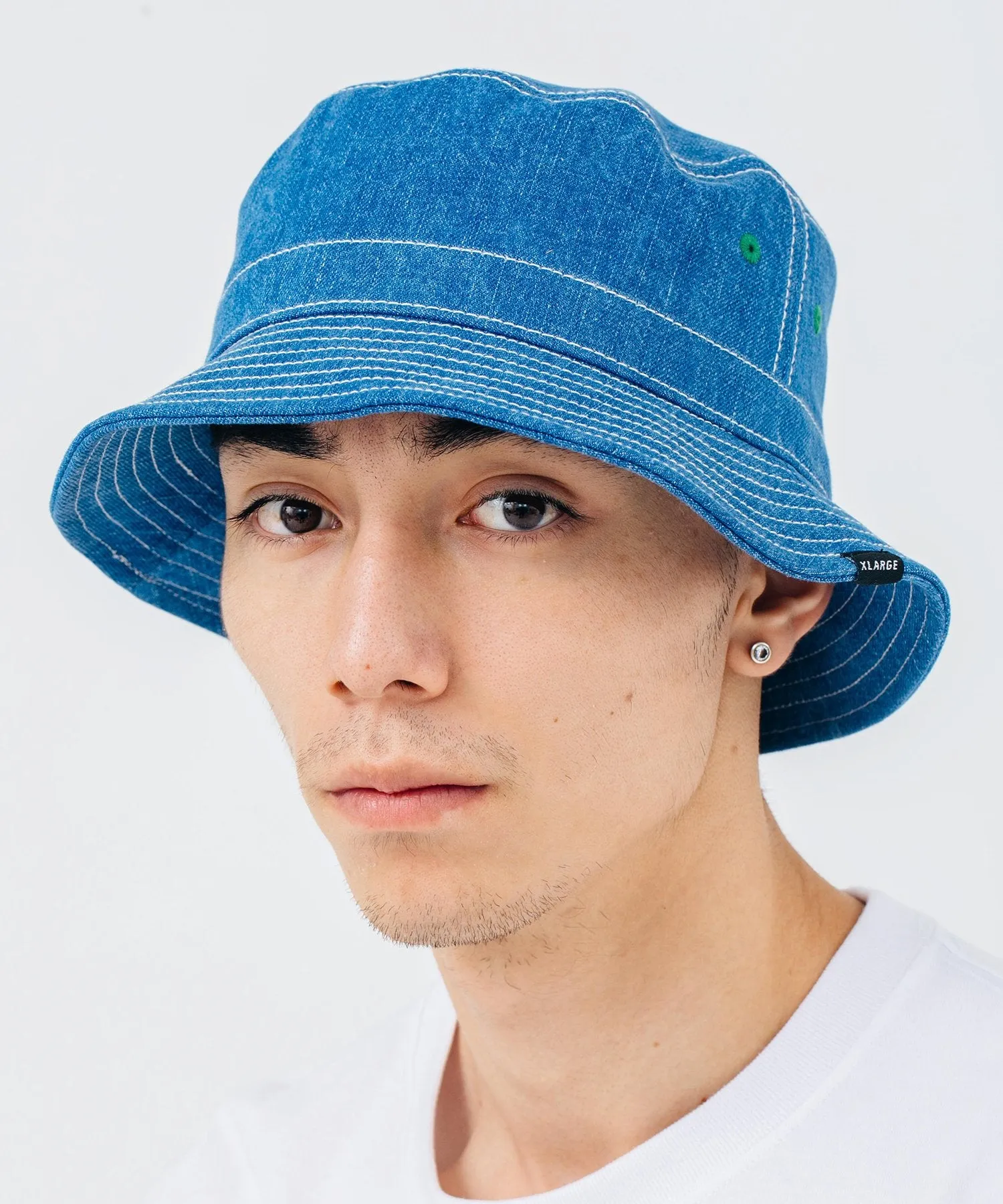 DENIM BUCKET HAT